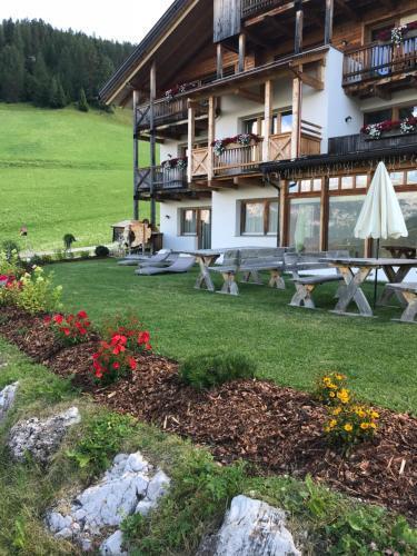 Hotel - Ciasa Rue Blanch