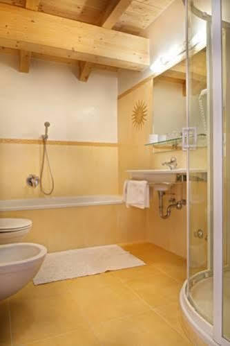 - Ciasa Rue Blanch St. Kassian